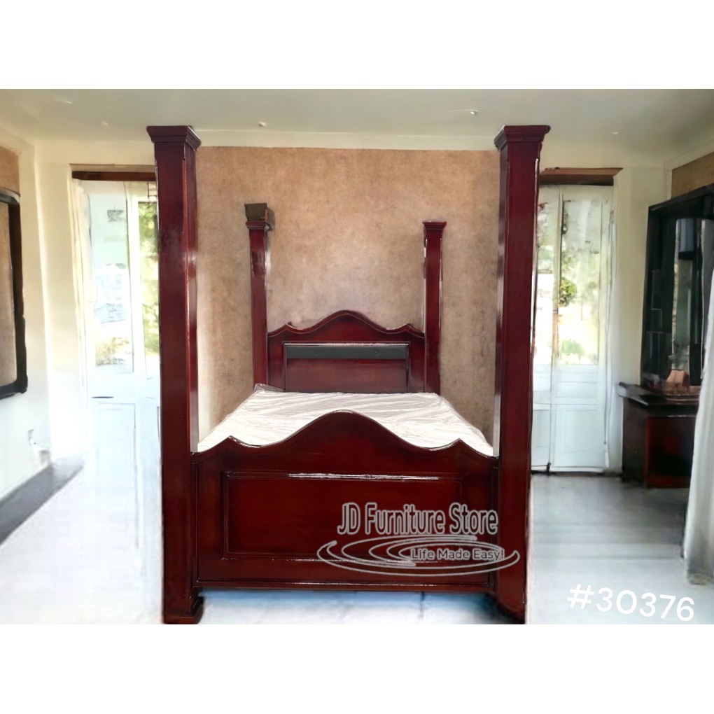 Bed Frame- Queen Tall Post Appomat Mahogany Stain